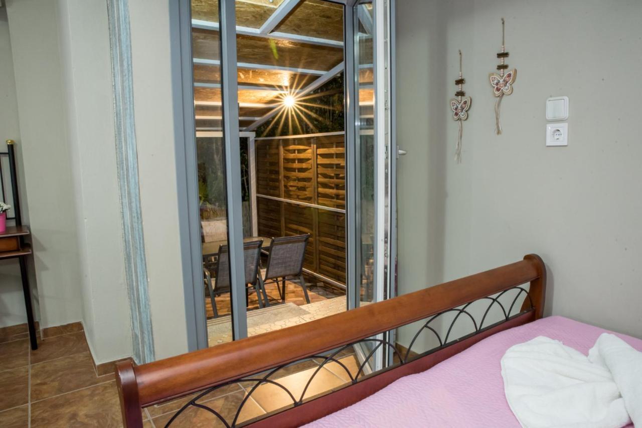 Villa Rafailia Olympiakí Aktí Esterno foto